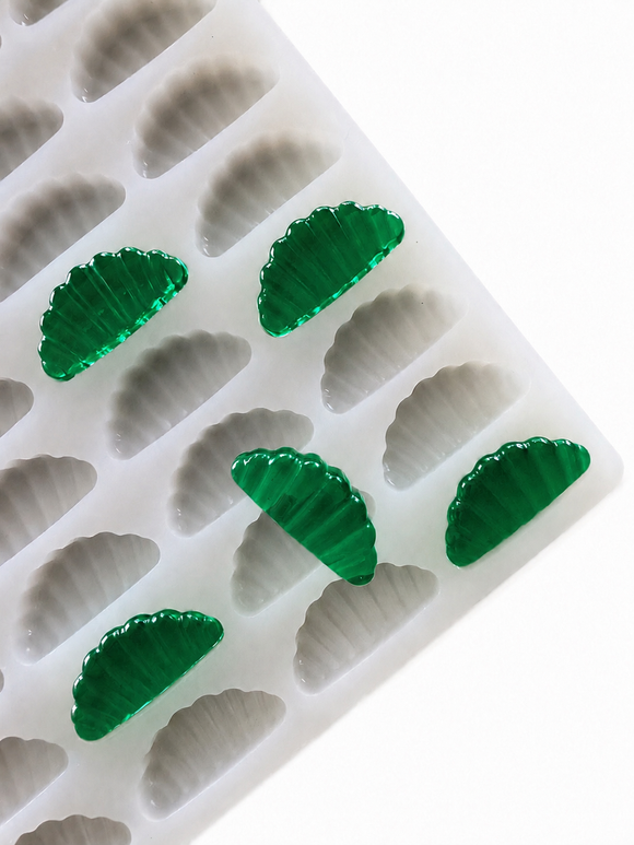 3-mL-Orangenspalten-Gummiform, 140 Kavitäten, mit durchscheinenden smaragdgrünen Gummies